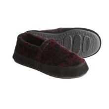 Acorn Textured Moc Slippers - Fleece (For Women) in Burgundy Tapestry - Closeouts