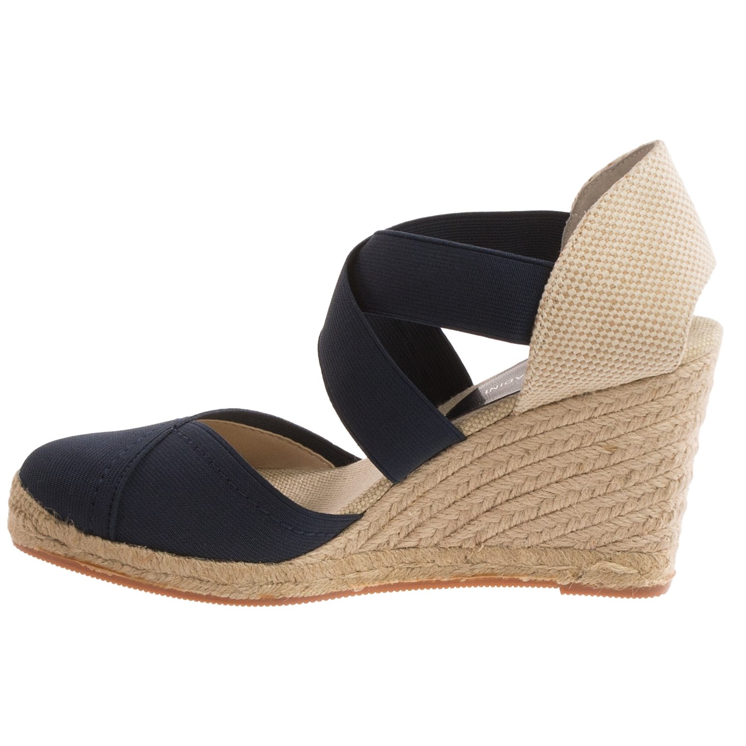 adrienne vittadini wedge sandals