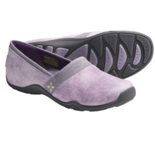 Ahnu Jackie Shoes (For Women) in Plum - Closeouts