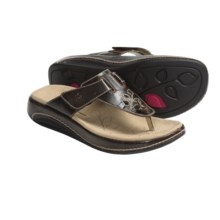 Aravon Robin Thong Sandals - Leather (For Women) in Brown - Closeouts