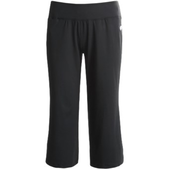 Born Fit Joanie Capri Pants (For Women) in Black