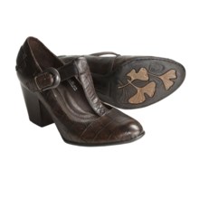 Born Ofelia Bay Vintage T-Strap Shoes (For Women) in Dark Brown/Croc - Closeouts
