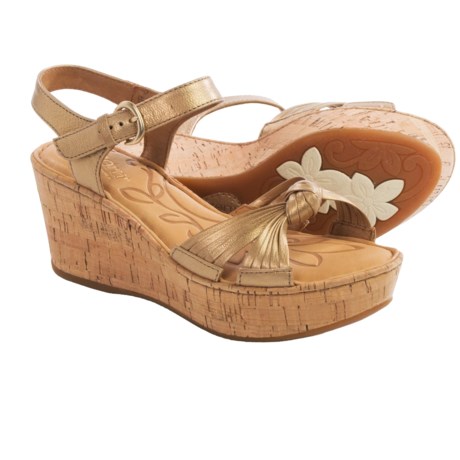 Born Skye Wedge Sandals Leather For Women