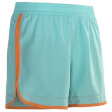 Brooks Versatile Woven Shorts - 5" (For Women) in Tropic - Closeouts