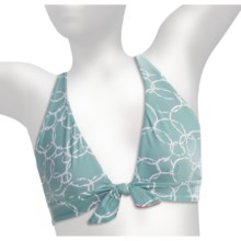 Carve Designs Bondi Bikini Swimsuit Top - UPF 50+, Reversible, Halter (For Women) in Seafoam/Poppy - Closeouts