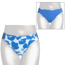 Carve Designs Rodeo Bikini Swimsuit Bottoms - UPF 50+, Reversible (For Women) in Marina Hibiscus/Marina - Closeouts