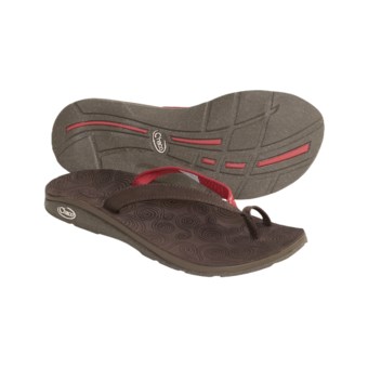 Chaco Shift Ecotread Thong Sandals (For Women) in Garden Pink