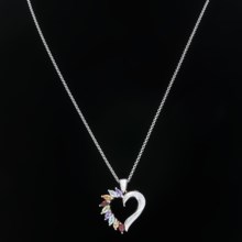 80%OFF 女性のネックレス Chapalハートペンダントネックレス - スターリングシルバー Chapal Heart Pendant Necklace - Sterling Silver画像