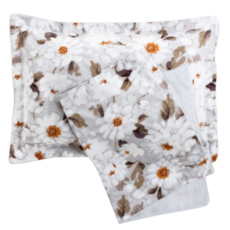 Christy Snowflower Pillow Shams Standard, 300 TC Cotton, Pair