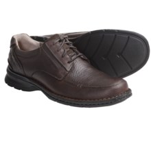 Clarks of England Juke Shoes - Leather (For Men) in Brown Oily - Closeouts