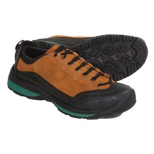 Columbia Footwear Bugatrail Shoes - Fleece Lined (For Men) in Caramel/Dark Plum - Closeouts