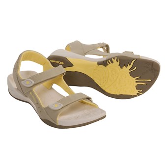Columbia Footwear Sun Light Sandals (For Women) in Stone/ Sunlit