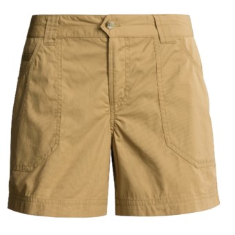 Columbia Sportswear Cape Kiwanda Shorts (For Women) in Honey