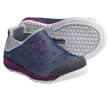 Columbia Sportswear Drainmaker Water Shoes - Slip-Ons (For Toddlers) in Windsor/Berry Jam - Closeouts