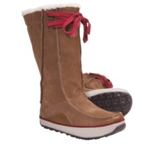 Columbia Sportswear McQueen Omni-Heat® Winter Boots - Insulated (For Women) in Chipmunk/Chili Pepper - Closeouts