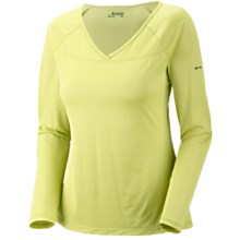 Columbia Sportswear Vista Ridge Shirt - V-Neck, Long Sleeve (For Women) in Neon Light - Closeouts