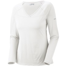Columbia Sportswear Vista Ridge Shirt - V-Neck, Long Sleeve (For Women) in Sea Salt - Closeouts