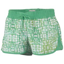 Columbia Sportswear Viva Bonita Boardshorts - UPF 50 (For Women) in Winter Green Jakarta/Grille Print - Closeouts