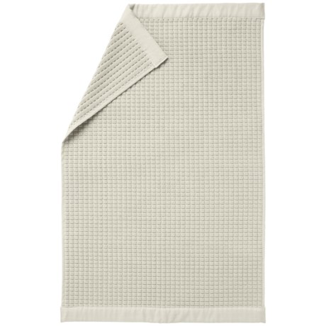 Coyuchi Sumptuous Organic Cotton Bath Mat