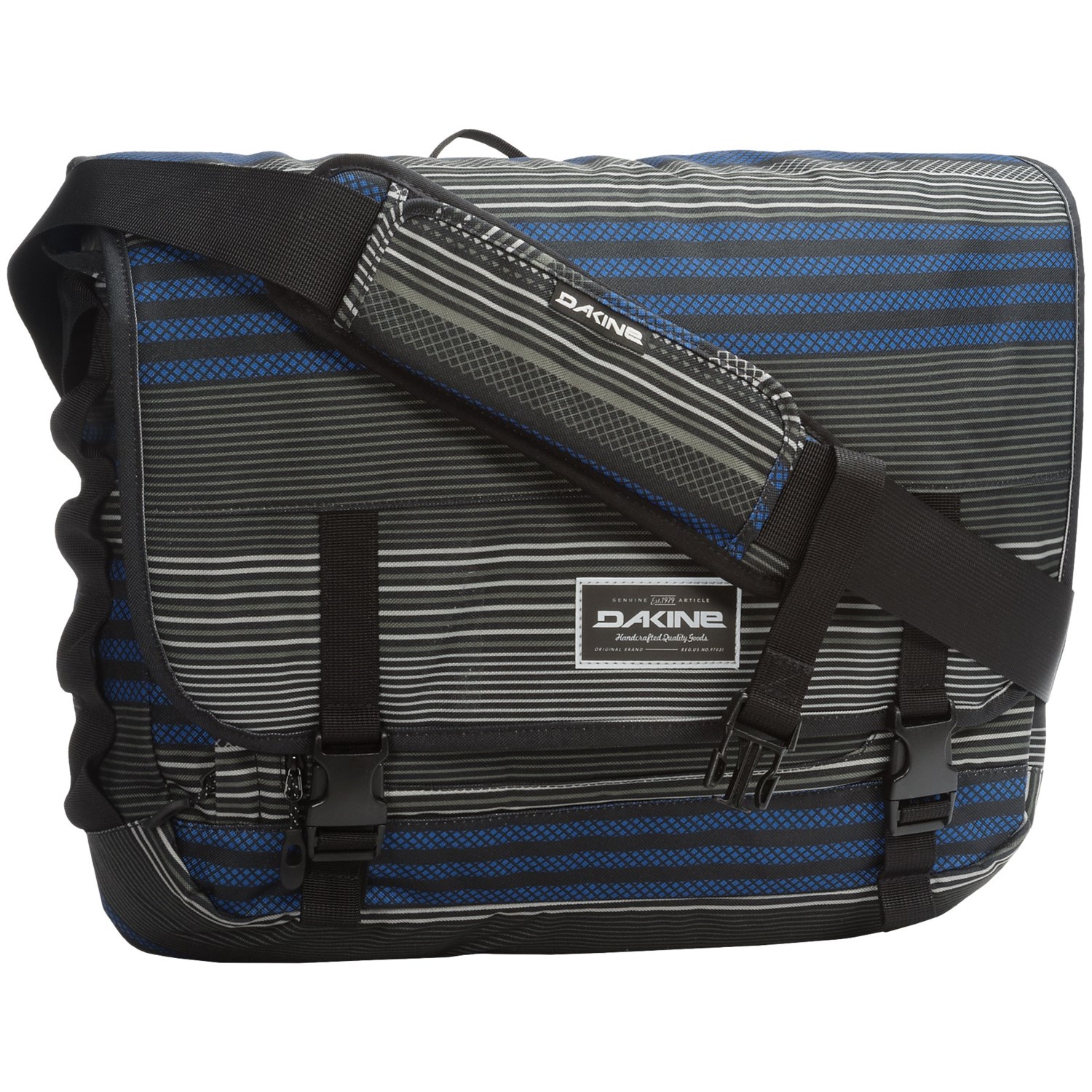 dakine pulse 18l