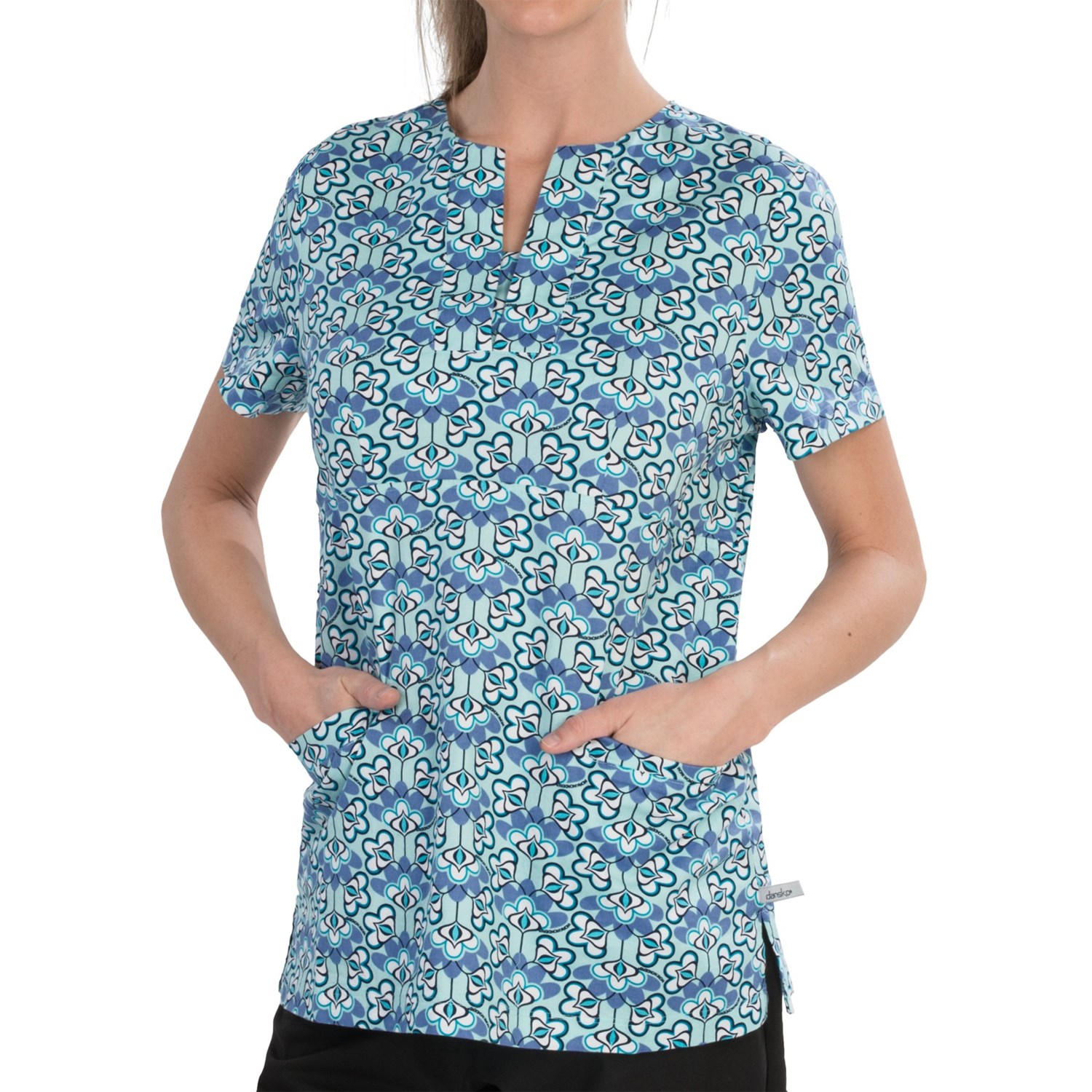 Dansko Gillian Empire Waist Print Scrub Top Short Sleeve (For Women