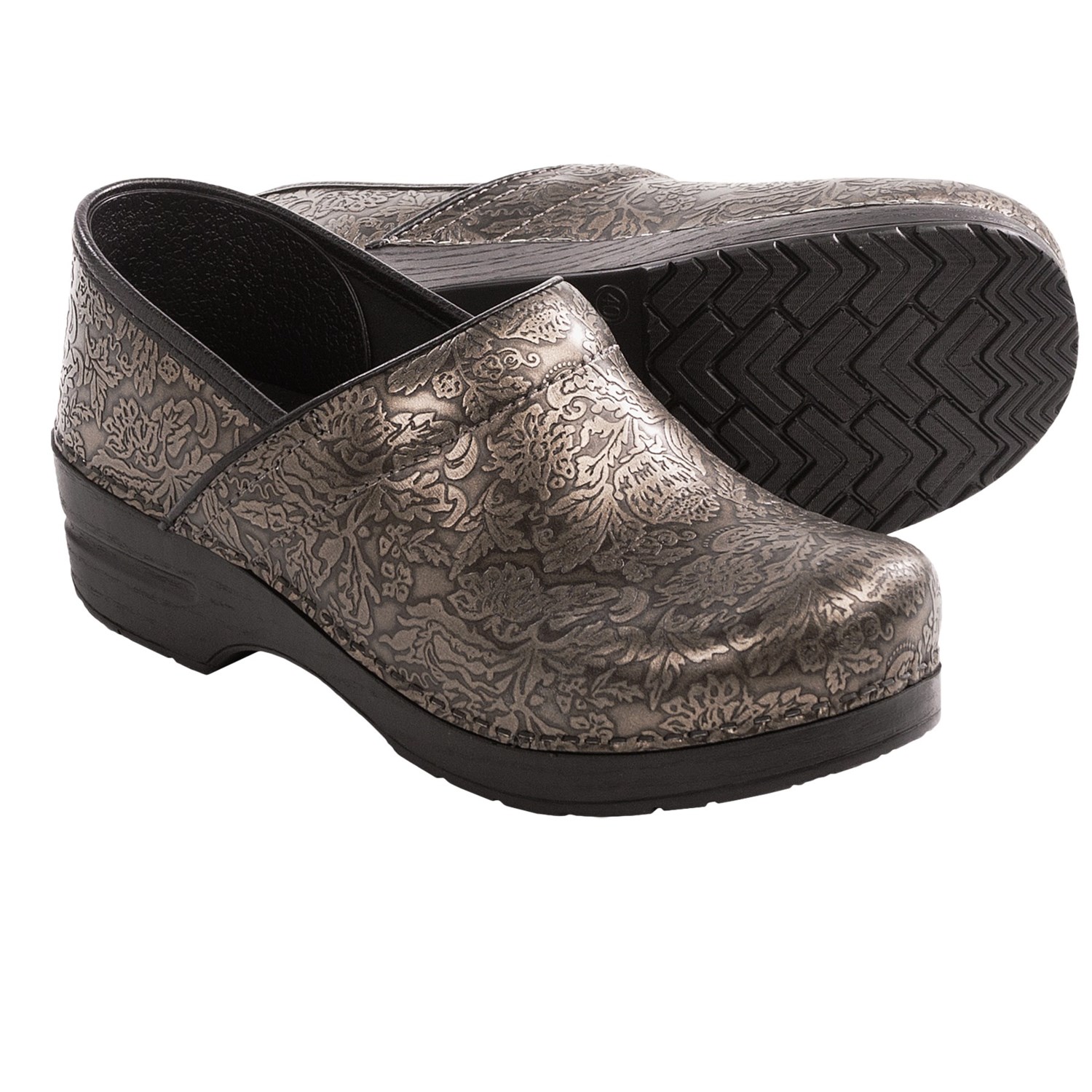 dansko bullhide clogs