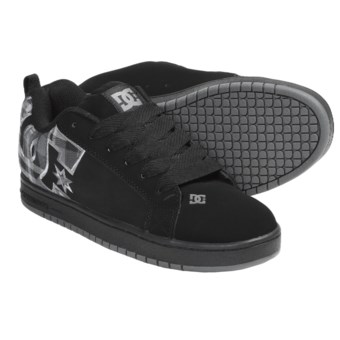 DC Shoes Court Graffik SE Skate Shoes (For Men) in Black/Black Plaid