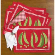 DII Vegetable Placemats - Set of 6, Reversible in Snap Peas - Closeouts