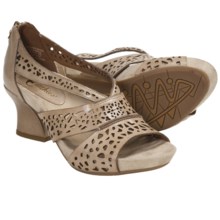 Earthies Ensenada Sandals - Leather (For Women) in Putty Calf - Closeouts