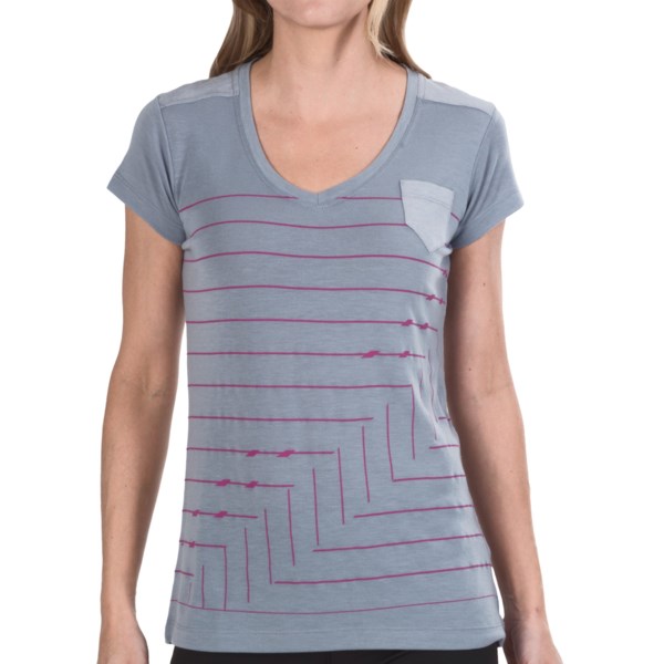 Mountain Hardwear Dryspun GeoStripe T-Shirt - UPF 25, Short Sleeve (For Women)