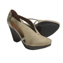 Gentle Souls by Kenneth Cole Optimistic Shoes - Leather (For Women) in Stone - Closeouts