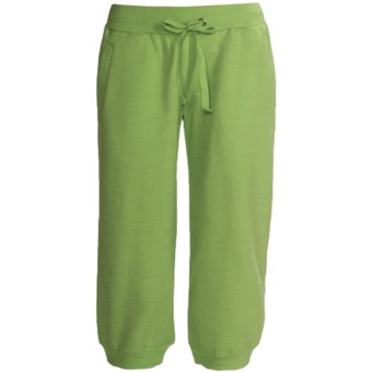 Greetings From Fleece Capris (For Women) in Green