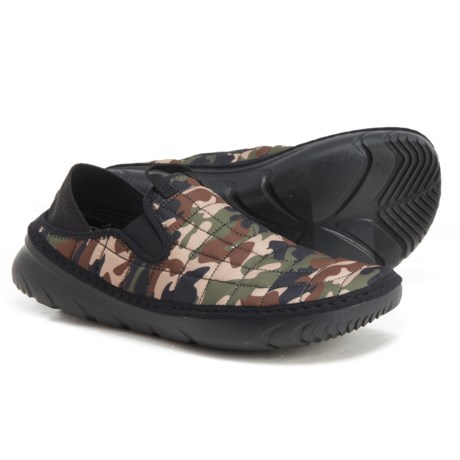 Merrell Hut Moc Quilted Shoes - Slip-Ons (For Men) - CAMO (8 )
