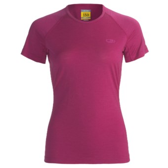 Icebreaker Bodyfit 150 Atlas T-Shirt - Merino Wool, Short Sleeve (For Women) in Cerise
