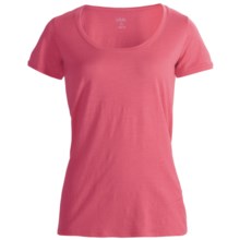 Icebreaker SF150 Tech Shirt - Merino Wool, Scoop Neck, Short Sleeve (For Women) in Hibiscus - Closeouts