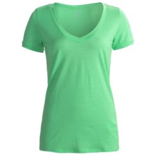 Icebreaker SF150 Tech Shirt - Merino Wool, V-Neck, Short Sleeve (For Women) in Sprout - Closeouts