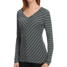 Isis Fundamental V Shirt - V-Neck, Long Sleeve (For Women) in Jet - Closeouts