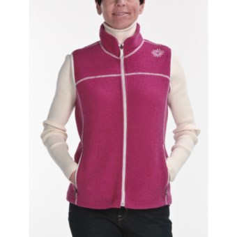 Ivanhoe Beata Vest - Boiled Wool (For Women) in Cranberry