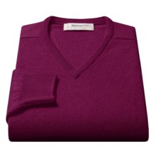 Johnstons of Elgin V-Neck Sweater - Scottish Cashmere (For Men)