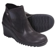 Keen Akita Ankle Boots - Leather (For Women) in Black - Closeouts