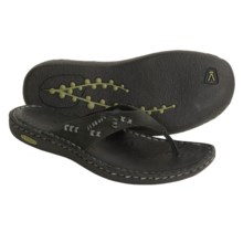 Keen Bree Thong Sandals - Nubuck Leather (For Women) in Black - Closeouts