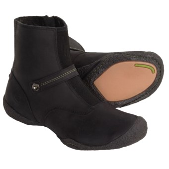 Keen Carlisle Low Boots - Leather (For Women) in Black