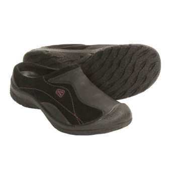Keen Charleston Clogs - Leather (For Women) in Black