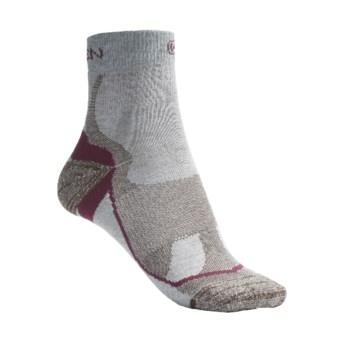 Keen Mt. Airy Lite Socks - Dri-Release®, FreshGuard®, Quarter-Crew (For Women) in Natural/Dark Earth
