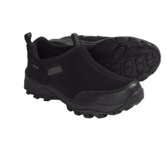 Khombu Snow Runner Winter Shoes - Slip-Ons (For Men) in Black