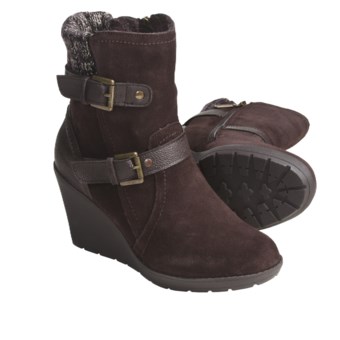Khombu Stroll Leather Shoes - Insulated (For Women) in Dark Brown