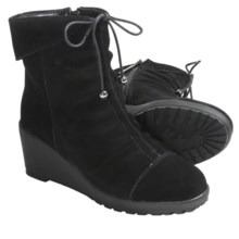 Khombu Sundown Shoes - Suede (For Women) in Black - Closeouts