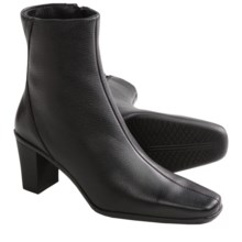 La Canadienne Harley Winter Ankle Boots (For Women) in Black Leather - Closeouts