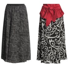 Madison Hill Reversible Crepe Skirt (For Women) in Black/Cream - Closeouts