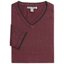 Martin Gordon Cotton-Cashmere Sweater - V-Neck (For Men) in Merlot - Closeouts